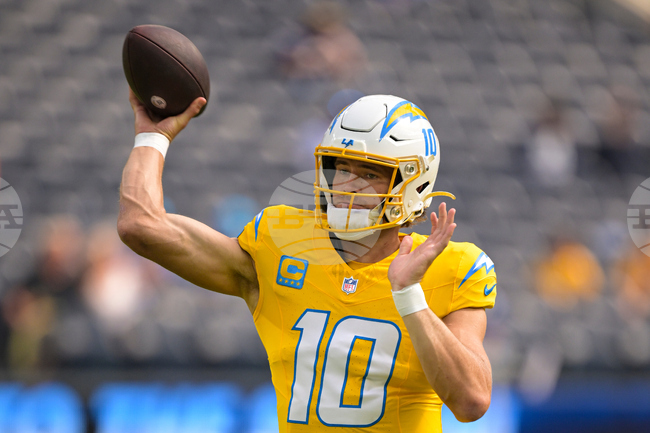 Colts Chargers Football