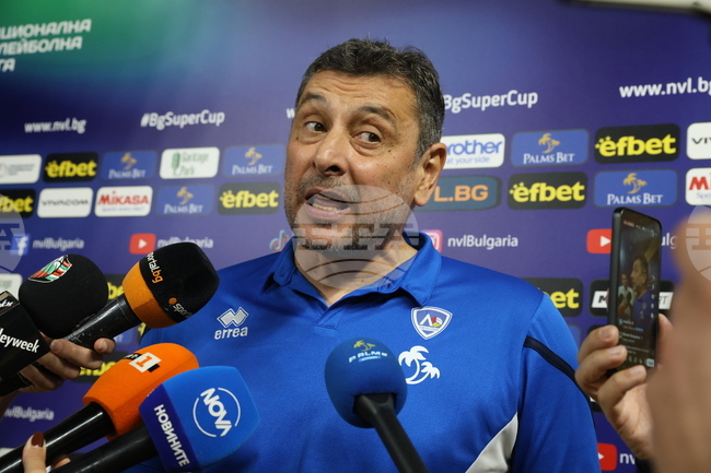 Треньорът на волейболния Левски Николай Желязков: "Нашият отбор е още "зелен", мястото ни не е в Шампионската лига"