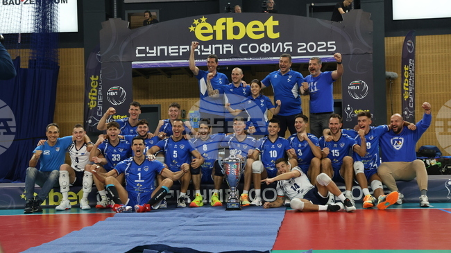 Юлиан Вайзиг изведе Левски до победа над Дунав с шест аса и 21 точки, шампионите оглавиха класирането във волейболната Суперлига