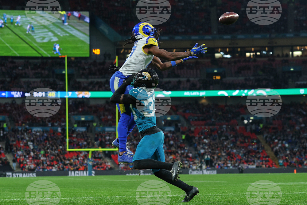 APTOPIX Rams Jaguars Football