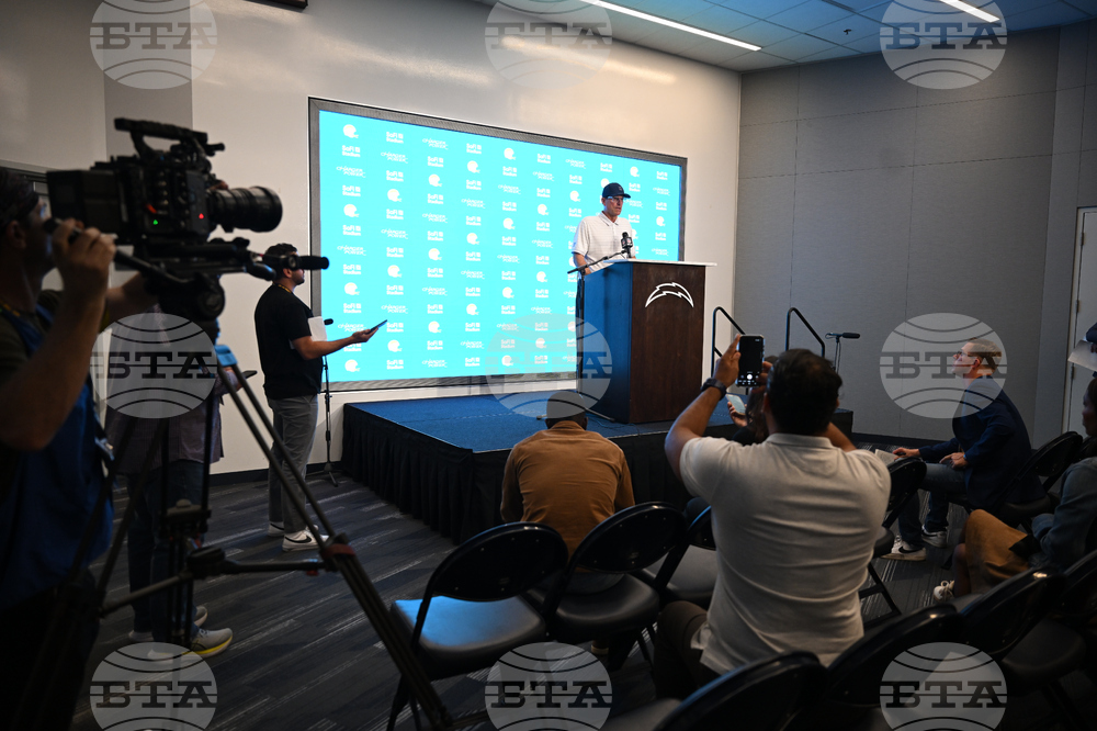 Colts Chargers Football