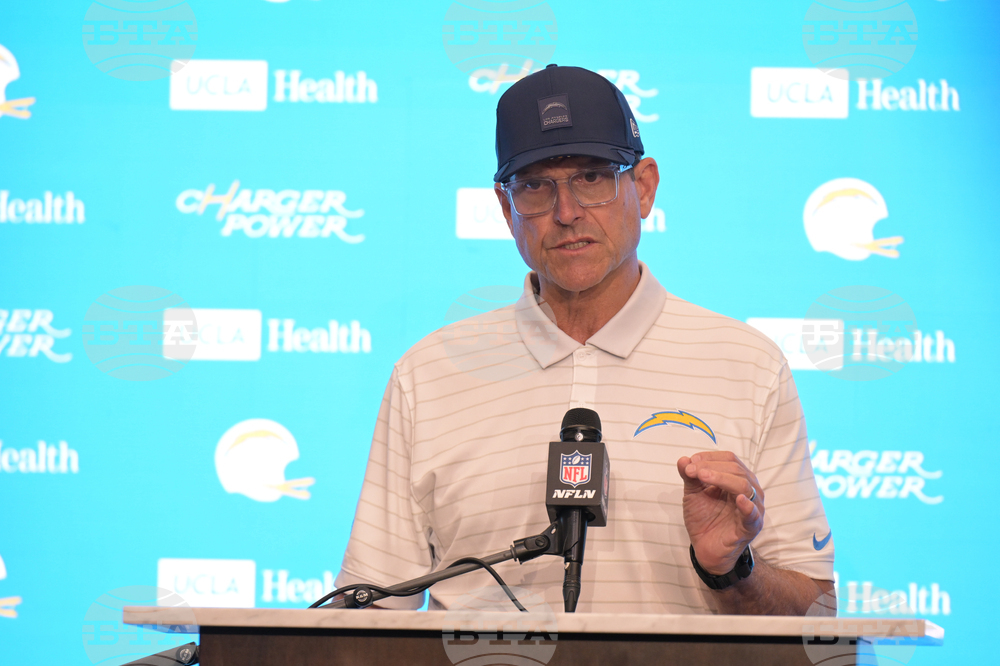 Colts Chargers Football