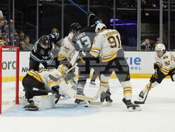 Bruins Mammoth Hockey