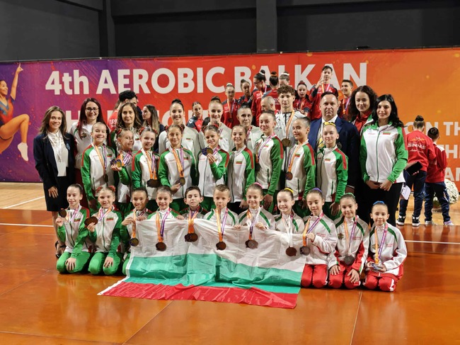 15 медала за България от Балканските игри по спортна аеробика за юноши и девойки в Кишинев