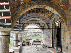 Село Шипочан - храм „Света Богородица” - изографисване