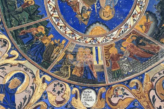 Българската православна църковна община „Рождество на Пресвета Богородица“ в Барселона ще организира днес първата за месеца Света литургия