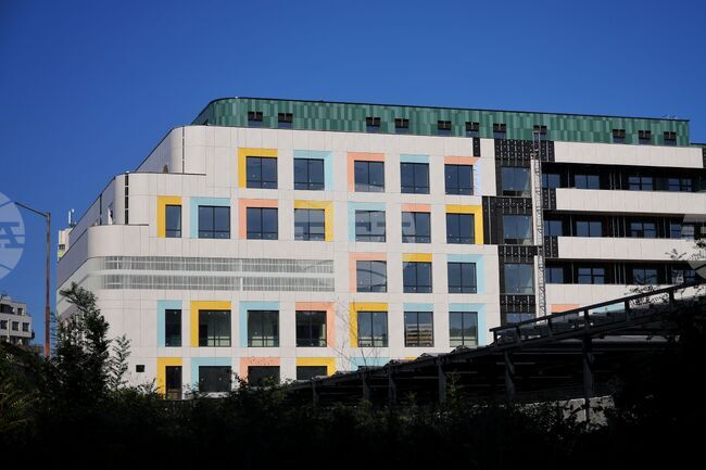 Експертен екип потвърждава ползите от реализацията на проекта за протонен ускорител в Бургас