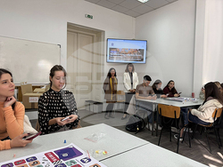 Във Факултета по журналистика и масова комуникация на Софийския университет "Св. Климент Охридски" беше представена настолната игра Media Masters. Снимка: ФЖМК на СУ   