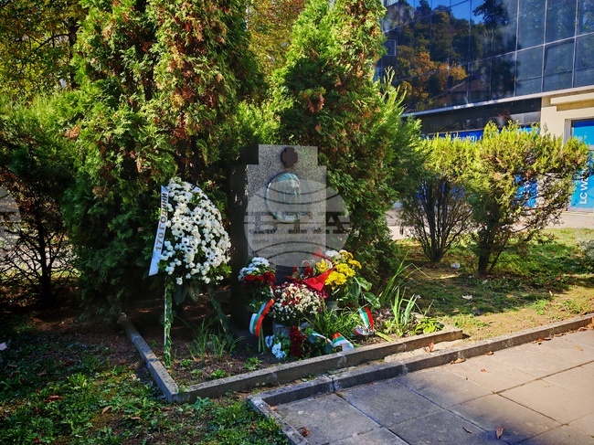 В Габрово отбелязаха годишнина от рождението на д-р Тота Венкова 