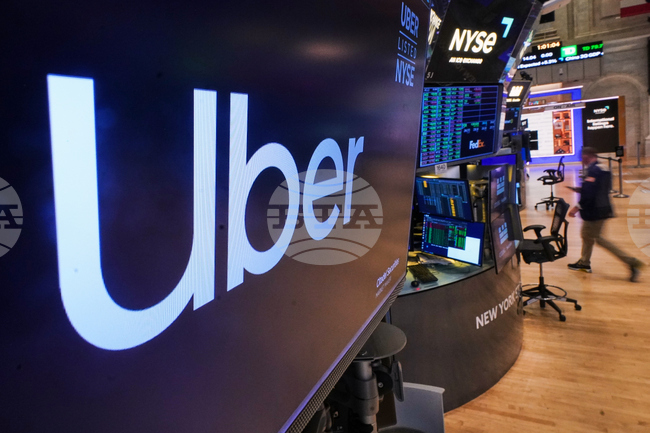 Financial Markets Wall Street. Amazon Web Outage