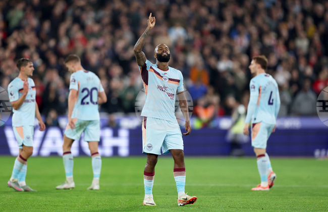 Бившият нападател на Лудогорец Игор Тиаго с попадение за победа на Брентфорд във Висшата лига 