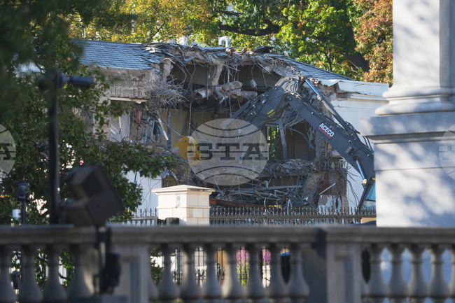 APTOPIX White House Demolition
