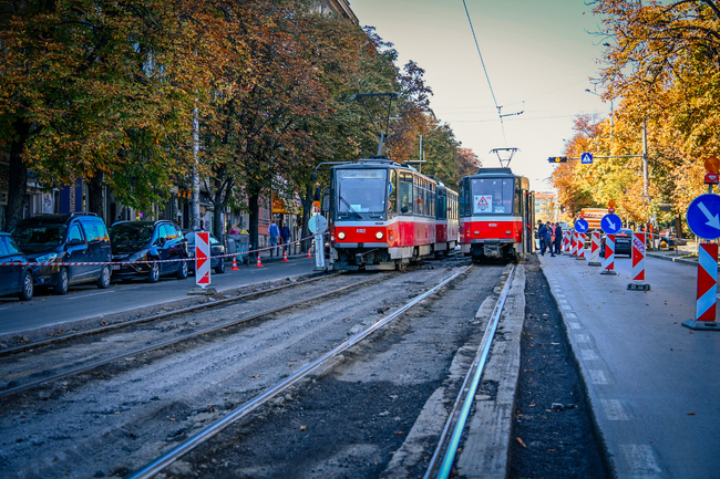 СО: В ход е ремонтът на трамвайното трасе по бул. „Янко Сакъзов“