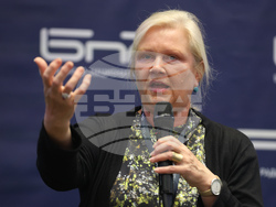 Годишна конференция на Международната асоциация на обществените медии - първи панел