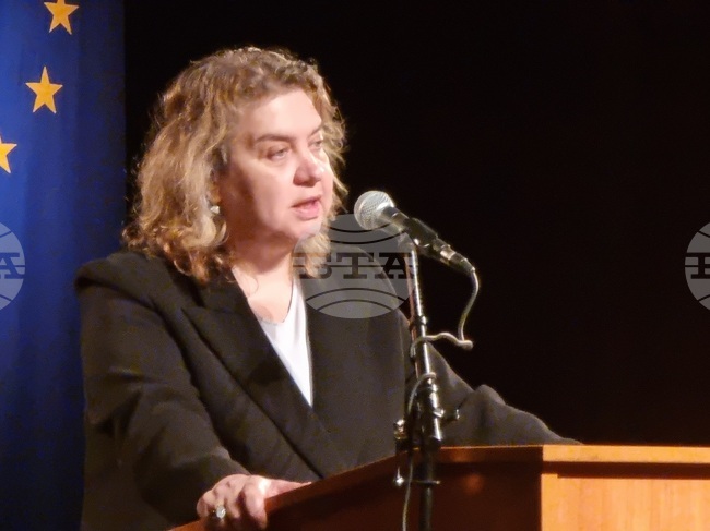 Освобождението на Кърджали е един от историческите уроци, които показват на какво сме способни, когато сме обединени, каза Наталия Киселова