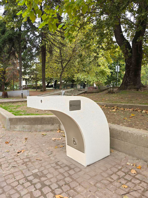 Община Благоевград: Общинска банка дари нови чешми на Община Благоевград в подкрепа на здравословния и достъпен начин на живот