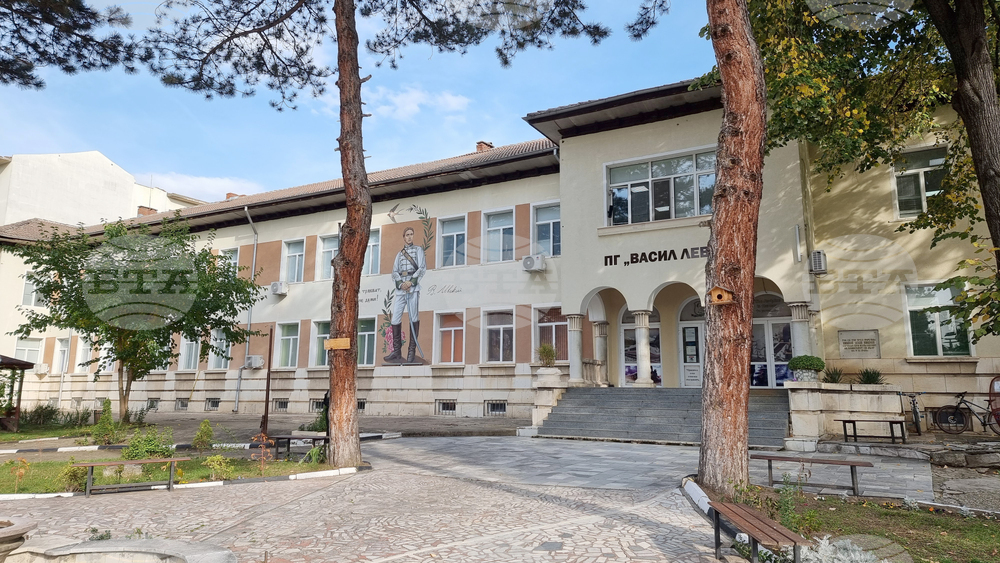 Община Мездра разполага с добре развита мрежа от образователни институции, се посочва в анализ на възможностите за развитие на децата в общината 