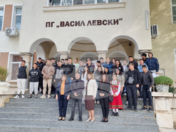 Мездра - училище - Велислава Делчева - посещение