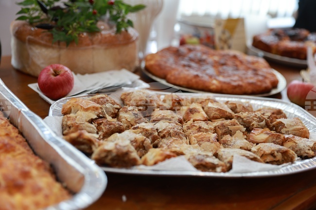 Традиционната местна кухня е ценност, която трябва да намери място в ресторантите днес, каза директорът на музея в Русе проф. Николай Ненов