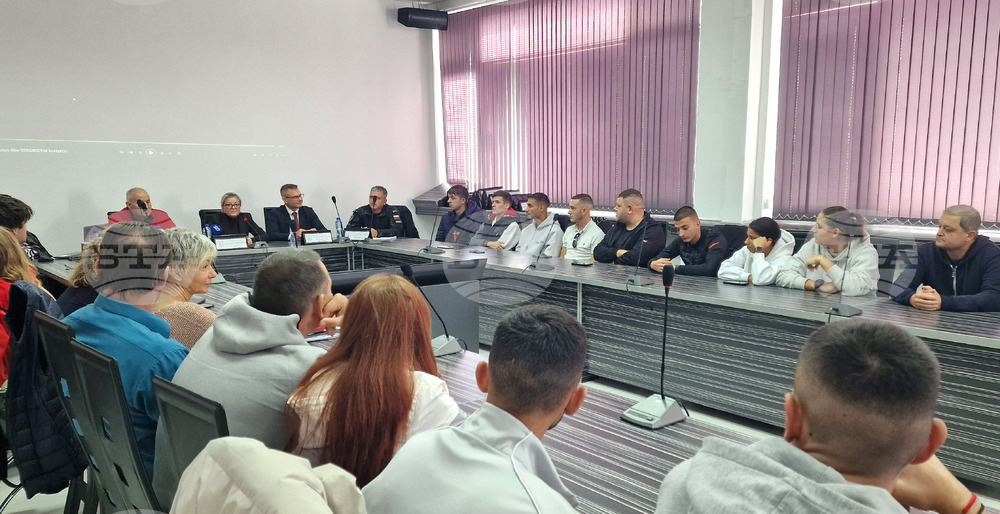 Шумен - представяне на филм - "Евакуация от сграда при криза с въоръжен"