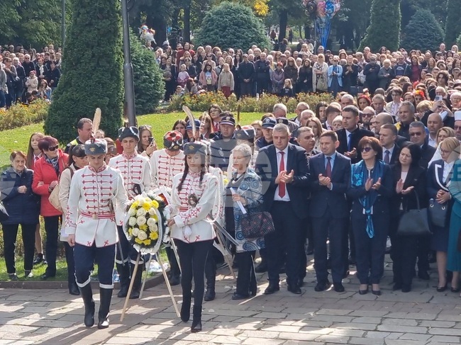 Жители и гости на Кърджали отбелязаха Деня на града – 21 октомври