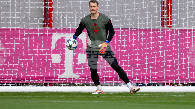 Байерн Мюнхен не бърза с преговорите за нов договор с Мануел Нойер