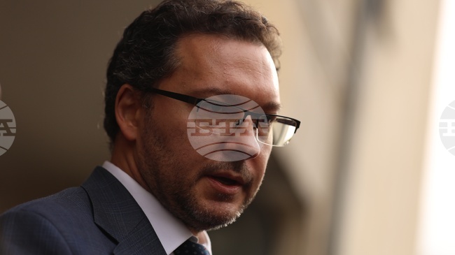 Нямам намерние да подавам оставката си, каза вътрешният министър Даниел Митов 