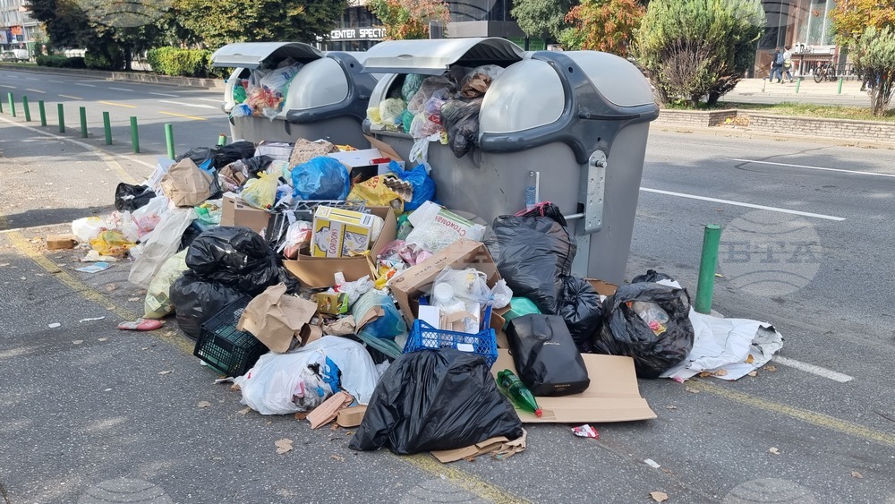 "Комунална хигиена" – Скопие е с нов директор, след като предишният, арестуван заради кризата с боклука, подаде оставка