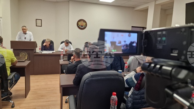 Община Стамболийски планира 270 хил. евро от отчисленията за битови отпадъци да се изразходват за почистване на зелени площи, речни корита и сметища