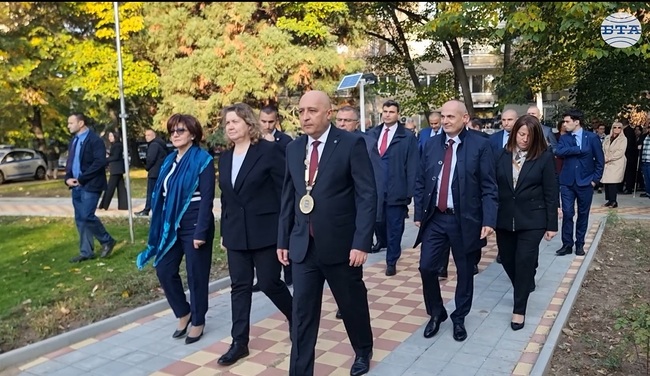 Жители и гости на Кърджали отбелязаха Деня на града – 21 октомври