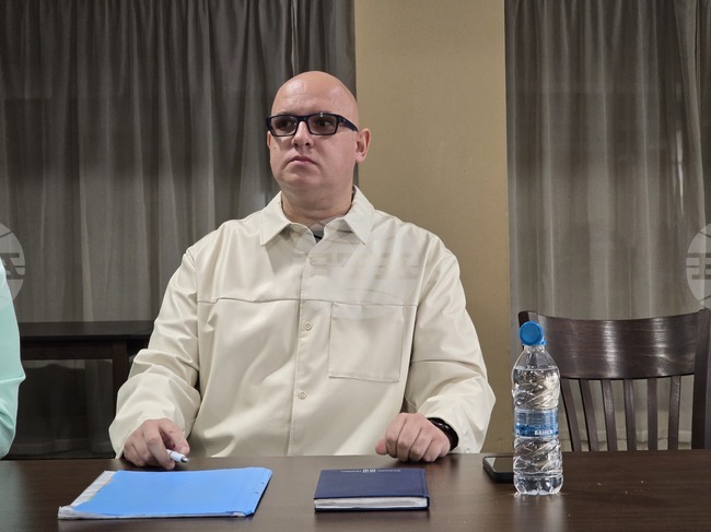 Вицепрезидентът на КНСБ Тодор Капитанов каза в Плевен, че ще настояват за увеличение на заплатите при създаването на новия държавен бюджет