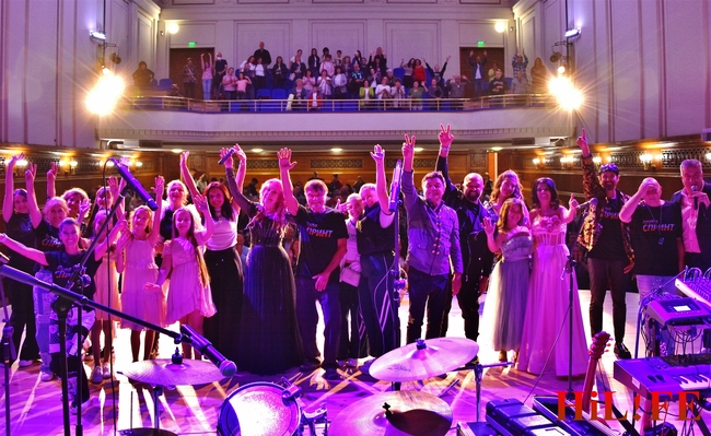 Прекрасна вечер в Асеновград с кауза