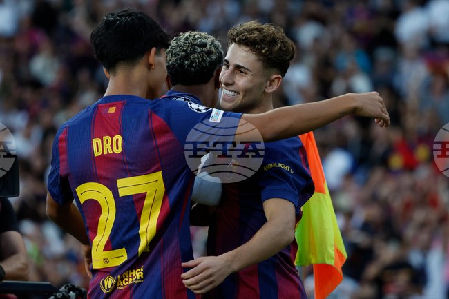 Фермин Лопес реализира хеттрик за Барселона при успех над Олимпиакос, Кайрат и Пафос направиха равенство в Шампионската лига