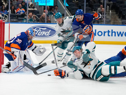 Sharks Islanders Hockey