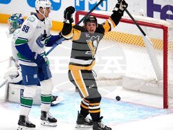 Canucks Penguins Hockey