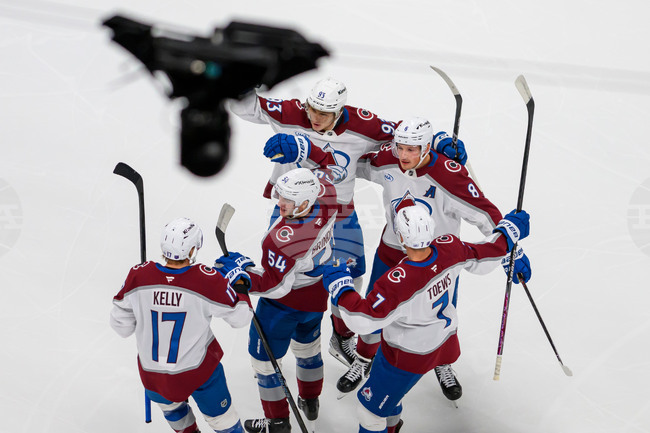 Avalanche Mammoth Hockey