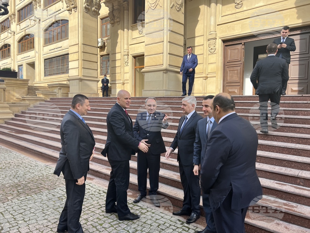 Азербайджан - Иван Гешев - посещение