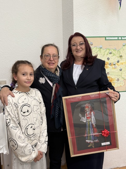Среща с Райна Манджукова се състоя в училище „Св. св. Кирил и Методий“ във Виена