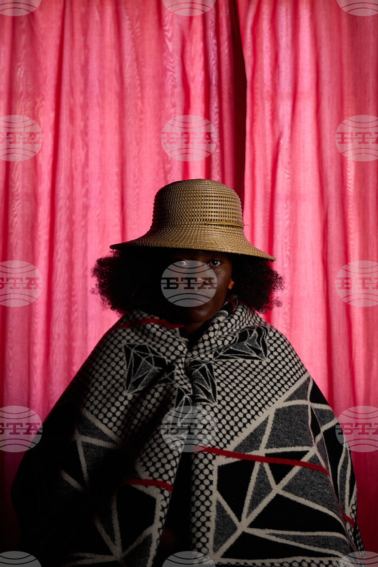 Top Vertical Photos Photo Gallery