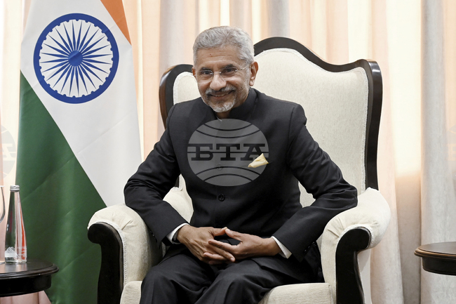 ПТИ: Индийският външен министър се срещна с американския посланик в Делхи в навечерието на визитата си в САЩ 