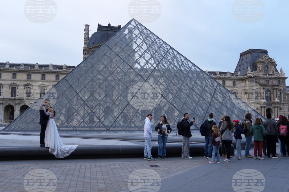 APTOPIX France Louvre