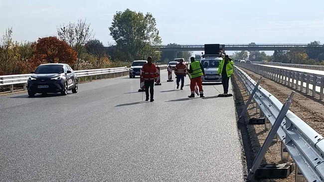 АПИ: Завършиха асфалтовите работи в платното за София в участъка в ремонт на АМ „Тракия“ в област Пазарджик
