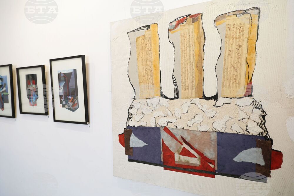 Бургас - Маргарита Джарова - изложба колаж