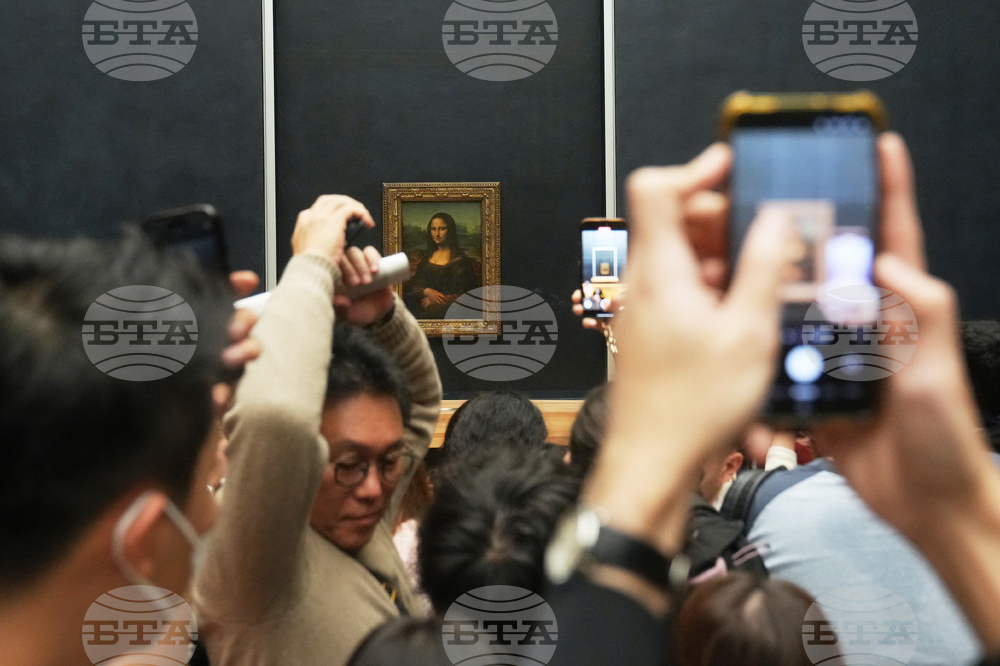 Галерия в Лувъра е засегната от теч на вода, но „Мона Лиза“ не е пострадала