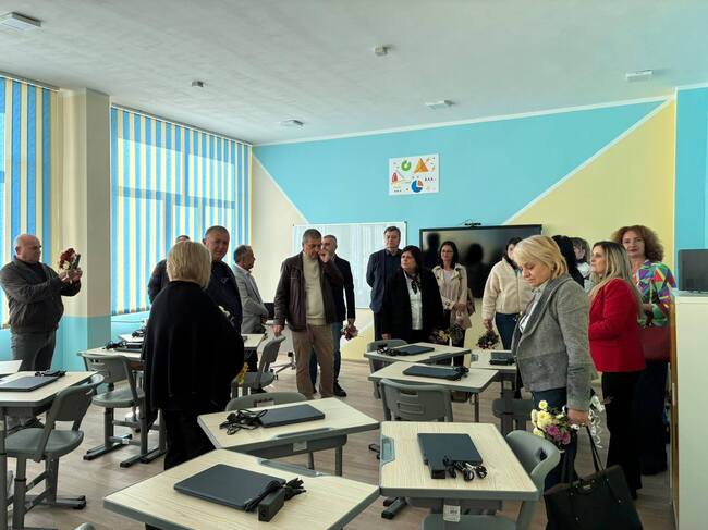 STEM център отвори врати в Основно училище „Васил Левски“ в силистренското село Яребица