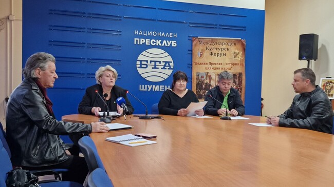 Откриване на изложба с художествени творби на български деца от страната и чужбина по случай Деня на народните будители