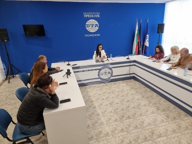 Освобождаването ми от длъжността зам.-кмет на Пазарджик е решение на кмета Петър Куленски, каза Таня Колчакова-Янева