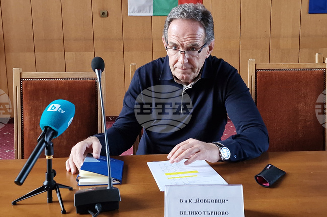 Няма манипулации в пречиствателния процес на водата в язовир „Йовковци“, посочва управителят на ВиК дружеството във Велико Търново Илиян Илиев