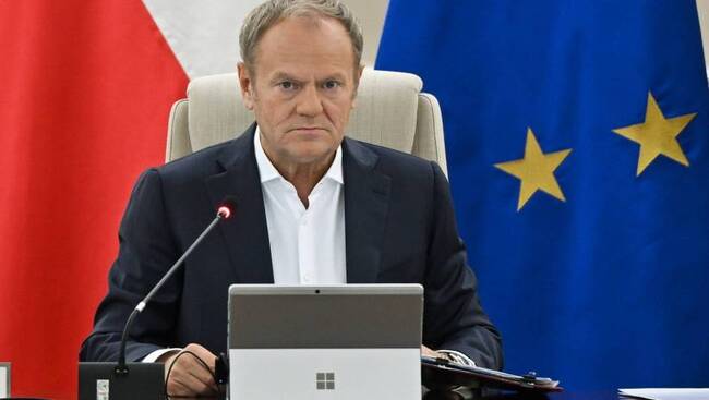 ПАП: Полският премиер заяви, че предишното правителство е шпионирало съпругата му и дъщеря му