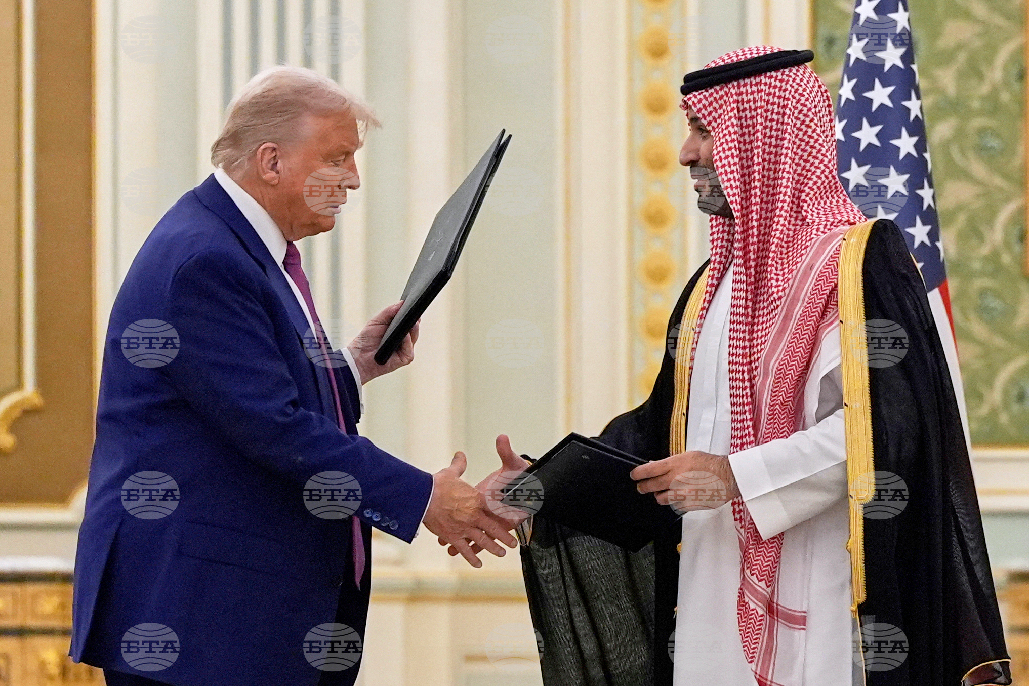 Тръмп посреща днес саудитския престолонаследник с предложение за изтребители и бизнес сделки